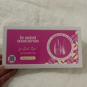 Le Mini Macaron Medium Almond Nail Extension Tips - Pink